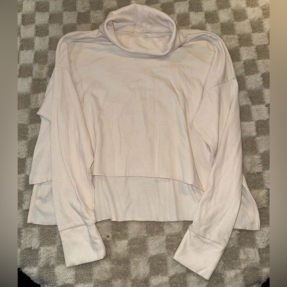 American Eagle Outfitters Cream Turtleneck shirt